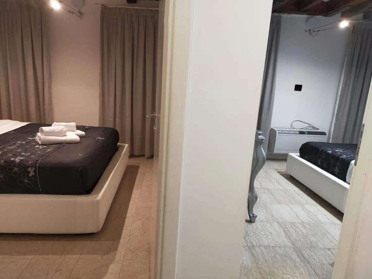 Biennale Apartment Near San Marco Venice