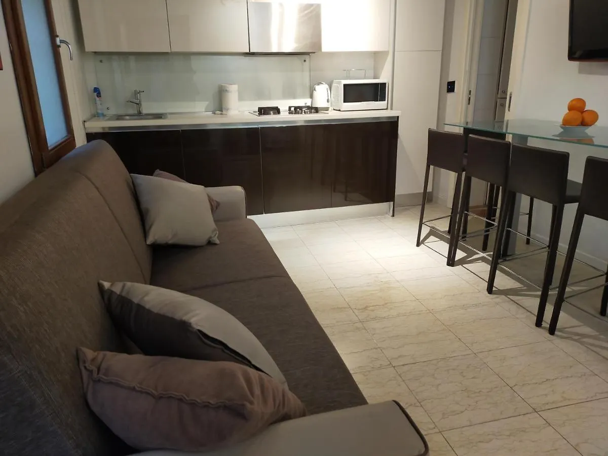 Biennale Apartment Near San Marco Venice
