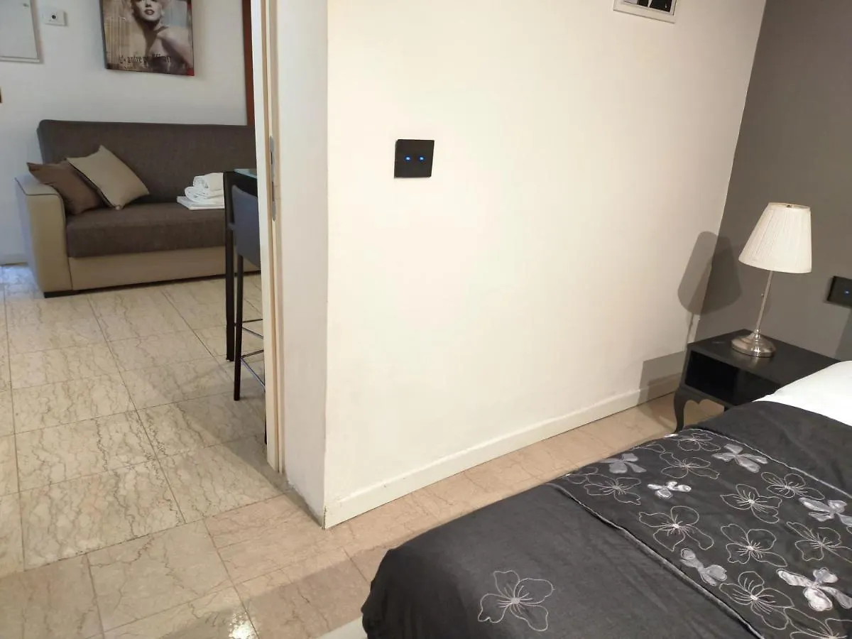 Biennale Apartment Near San Marco Венеция 0*,  Италия